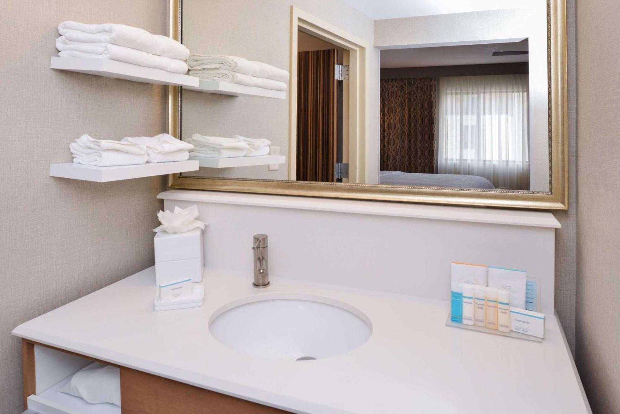 Hampton Inn&Suites Denver-Speer Boulevard Buitenkant foto